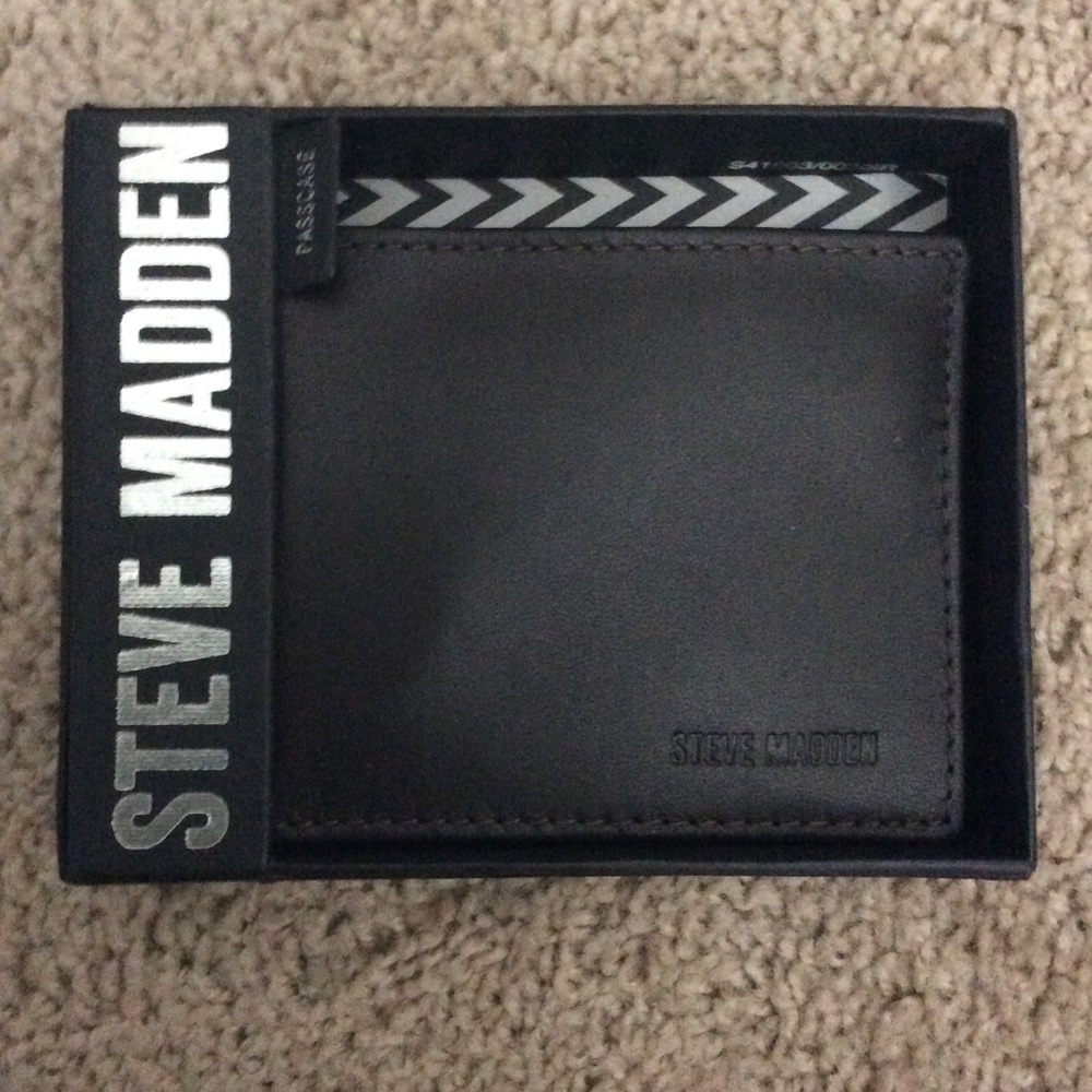 Men’s Brown leather wallet